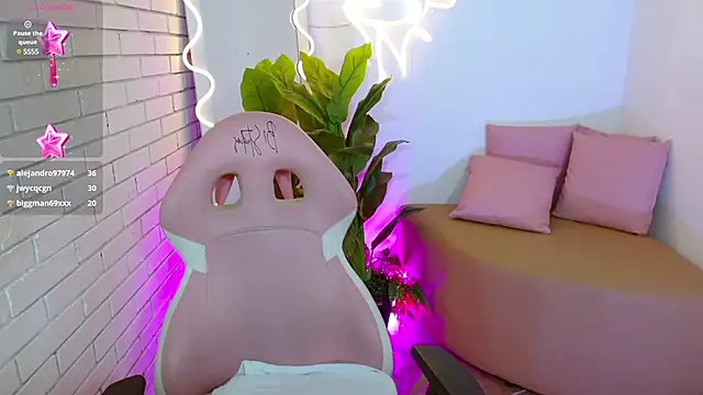 Chiara tay online show from 02/21/25, 09:45