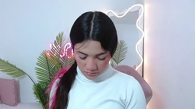 Chiara tay online show from 09/27/25, 11:37