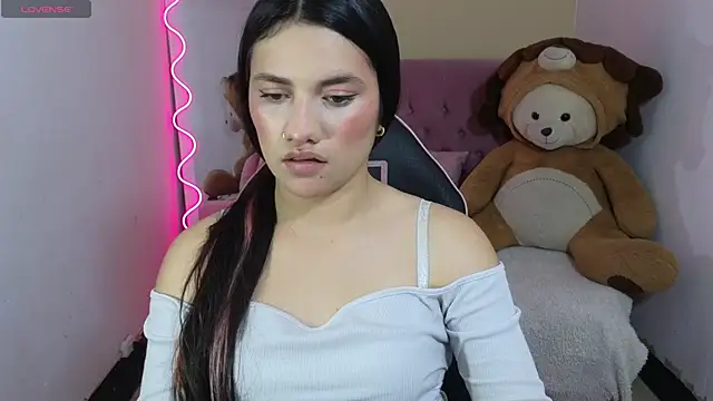 Chiara tay online show from 11/07/25, 03:06