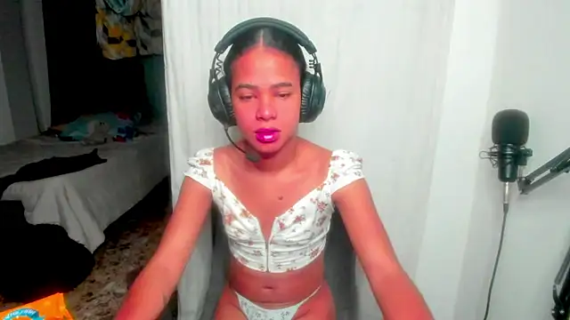 meghanSusexx online show from 02/13/26, 07:43