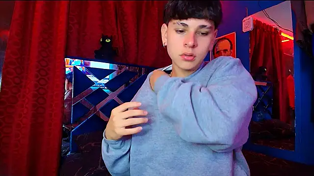 Luke Howland online show from 09/17/25, 03:41