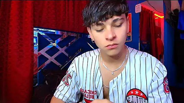 Luke Howland online show from 10/01/25, 11:33