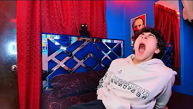 Luke Howland online show from 12/22/25, 08:28