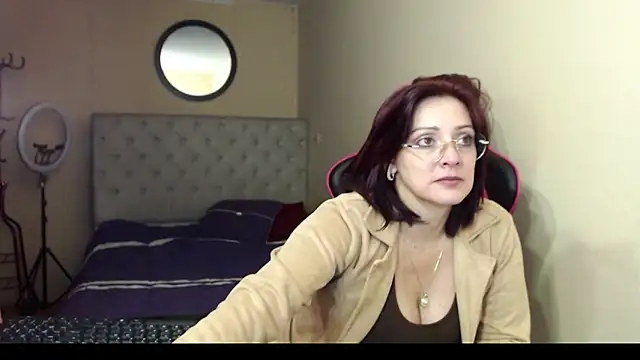 Snapshot of Carol_Scottt chatting on 02/22/25, 09:23 Carol Scottt online show from 02/22/25, 09:23