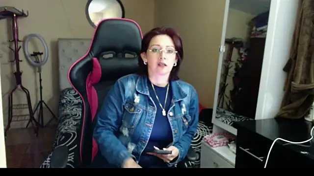 Snapshot of Carol_Scottt chatting on 03/13/25, 11:16 Carol Scottt online show from 03/13/25, 11:16