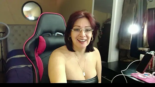 Snapshot of Carol_Scottt chatting on 03/18/25, 05:21 Carol Scottt online show from 03/18/25, 05:21