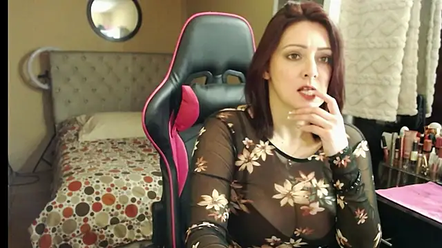 Snapshot of Carol_Scottt chatting on 11/03/25, 01:29 Carol Scottt online show from 11/03/25, 01:29