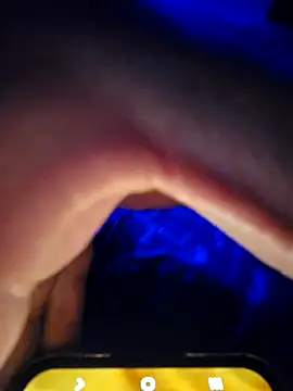 Snapshot of McdyllanXX chatting on 01/27/25, 11:33 McdyllanXX online show from 01/27/25, 11:33