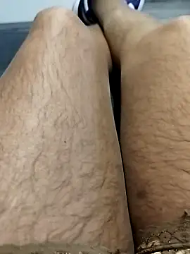 Snapshot of McdyllanXX chatting on 11/16/25, 03:39 McdyllanXX online show from 11/16/25, 03:39