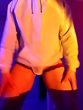 McdyllanXX online show from 04/15/26, 08:09