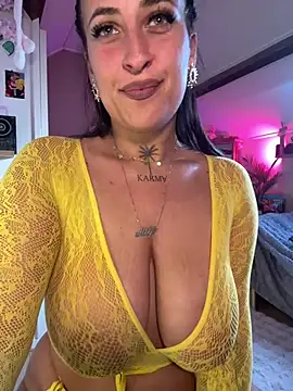 CarolaDrago online show from 04/08/26, 07:19