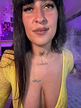 CarolaDrago online show from 05/11/26, 04:59