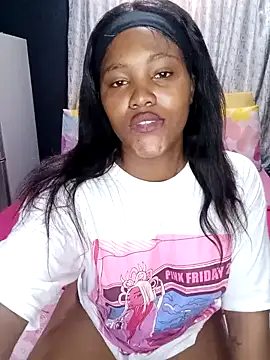 Snapshot of charmainexxx chatting on 01/15/25, 07:15 charmainexxx online show from 01/15/25, 07:15