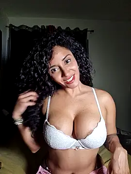 millaferrazzo online show from 04/18/26, 09:04
