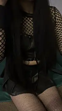 Snapshot of palorid chatting on 12/21/25, 05:42 palorid online show from 12/21/25, 05:42