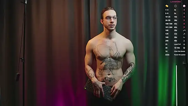 pleasure8869 online show from 03/23/25, 07:09