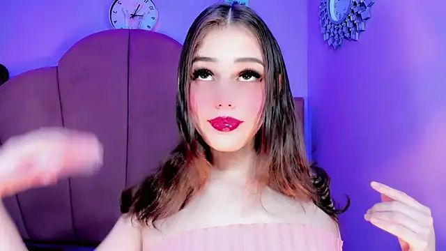 ValeriaAguilar online show from 09/27/25, 09:20