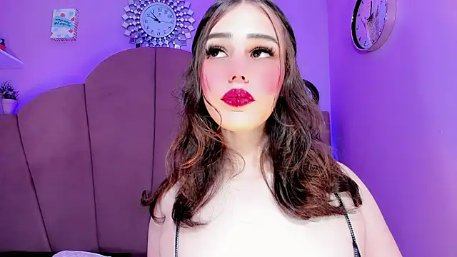 ValeriaAguilar online show from 10/10/25, 09:25