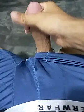 Snapshot of volcanrey chatting on 11/15/25, 03:37 volcanrey online show from 11/15/25, 03:37