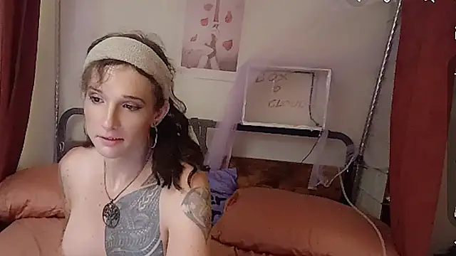 cassiemichellexx online show from 07/14/26, 10:21