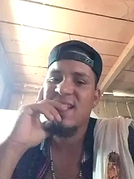 LemonyArcus online show from 12/02/25, 04:13