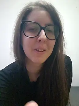 Snapshot of Sarah459 chatting on 12/20/25, 05:53 Sarah459 online show from 12/20/25, 05:53