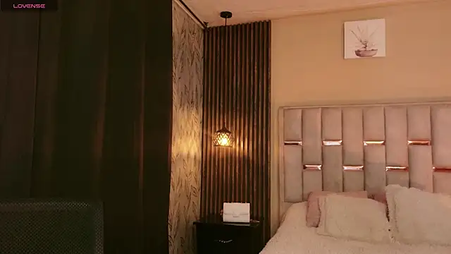 Megan Do Santos online show from 01/15/26, 02:43