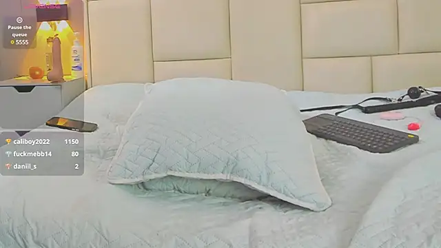 Snapshot of angel_adamx chatting on 03/18/25, 06:46 angel adamx online show from 03/18/25, 06:46