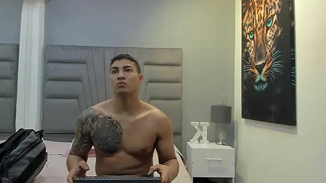 Snapshot of angel_adamx chatting on 11/12/25, 03:07 angel adamx online show from 11/12/25, 03:07