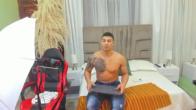 angel adamx online show from 11/30/25, 04:00