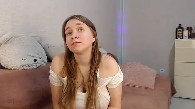 lovely hayley online show from 02/05/25, 12:31