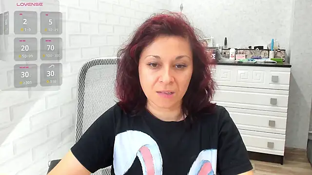 TeasyLana online show from 11/27/25, 12:29