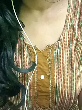 Aishu-tamil09 online show from 12/20/24, 08:23