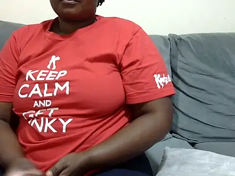 Pretty lilly02 online show from 06/11/26, 07:45