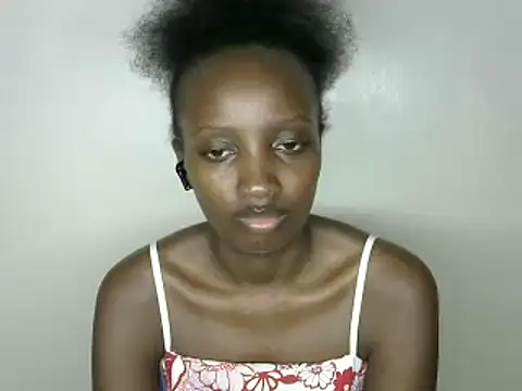 sweet-petite online show from 12/30/24, 07:00