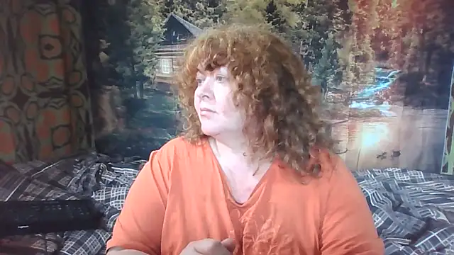 Snapshot of RoseRed69 chatting on 06/22/26, 05:37 RoseRed69 online show from 06/22/26, 05:37
