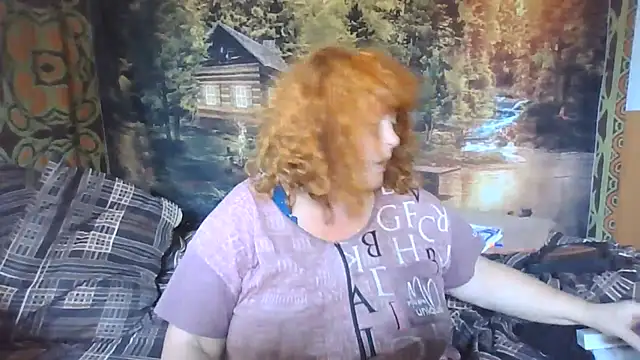 Snapshot of RoseRed69 chatting on 07/20/26, 03:32 RoseRed69 online show from 07/20/26, 03:32