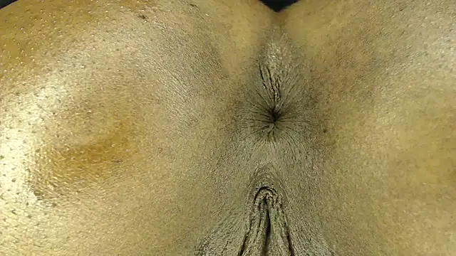 Snapshot of Sexy-tifani chatting on 07/14/26, 11:32 Sexy-tifani online show from 07/14/26, 11:32