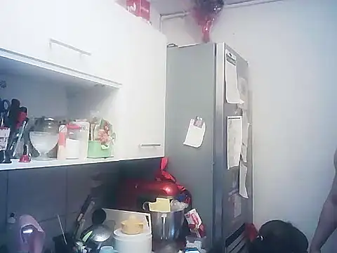 Snapshot of DeconetSex chatting on 12/31/24, 07:18 DeconetSex online show from 12/31/24, 07:18