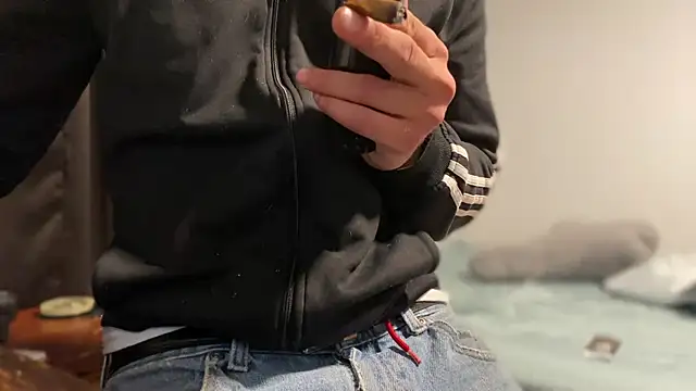 Snapshot of flexingplexico chatting on 11/04/25, 06:12 flexingplexico online show from 11/04/25, 06:12