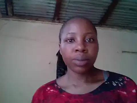 Snapshot of Queen_loveer chatting on 02/25/25, 07:52 Queen loveer online show from 02/25/25, 07:52