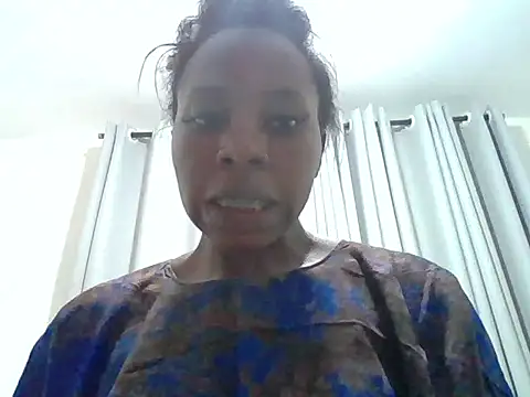 Queen loveer online show from 06/02/26, 05:37
