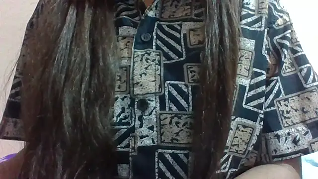 Snapshot of Sharmeeli chatting on 09/22/25, 07:21 Sharmeeli online show from 09/22/25, 07:21