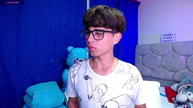 OwenBluee online show from 12/12/24, 12:27