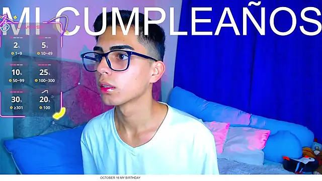 OwenBluee online show from 10/14/25, 07:42