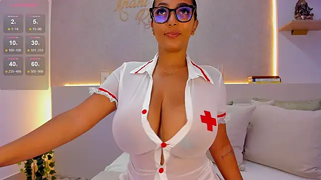 Snapshot of anahi_ryan_ chatting on 02/28/25, 01:47 anahi ryan online show from 02/28/25, 01:47