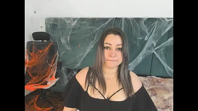 PandoraB  online show from 10/19/25, 11:55