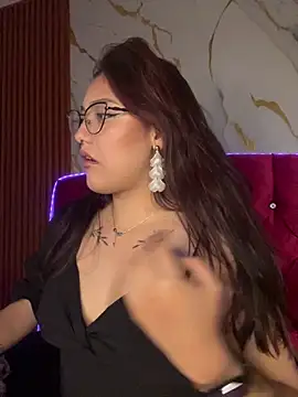 angellique 22 online show from 03/26/26, 04:51