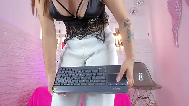 mia six66 online show from 02/26/25, 11:30