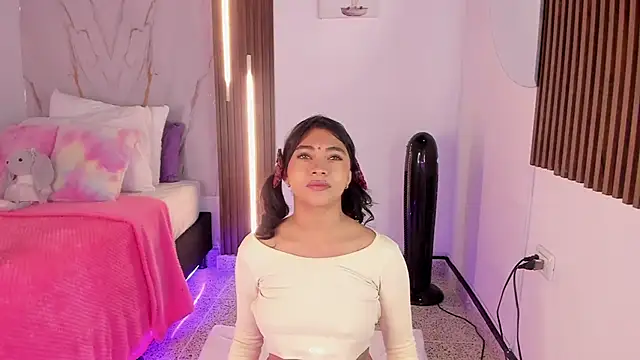 mia six66 online show from 10/12/25, 11:53